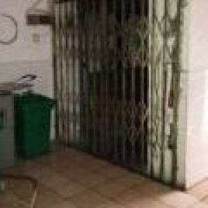 食品厂低价转让  内置5个冷库  租金便宜