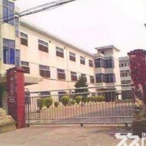 邻近风景区，交通便利，8500方，有证