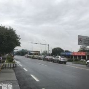 高速口大路边，货车进出方便，3400方5层厂房独栋出租