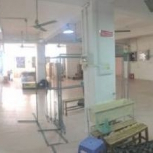 海珠区700方带设备服装厂转让