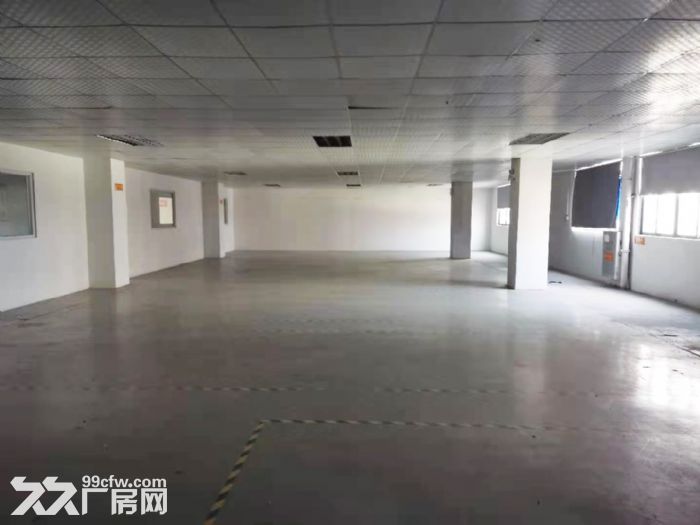 g亚运大道旁工业园区管理，3吨货梯！近地铁！有形象